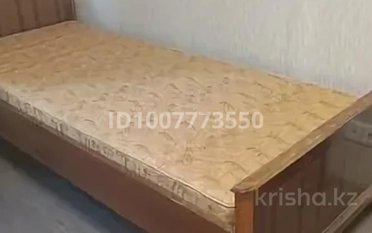 1 бөлме · 14 м², Серикбаев 1/2, бағасы: 140 000 ₸ в Усть-Каменогорске — фото 2