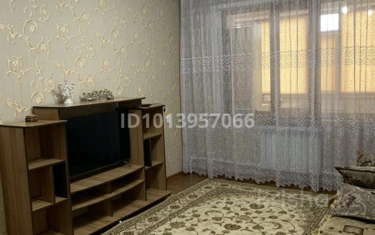 3-комнатная квартира · 75 м² · 4/4 этаж, Казыбек би 144 за 200 000 ₸ в Таразе — фото 2