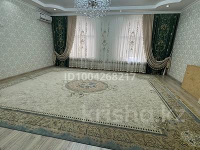 5-комнатная квартира · 172 м² · 4/9 этаж, 32Б мкр 3 — Налоговая за 63 млн 〒 в Актау