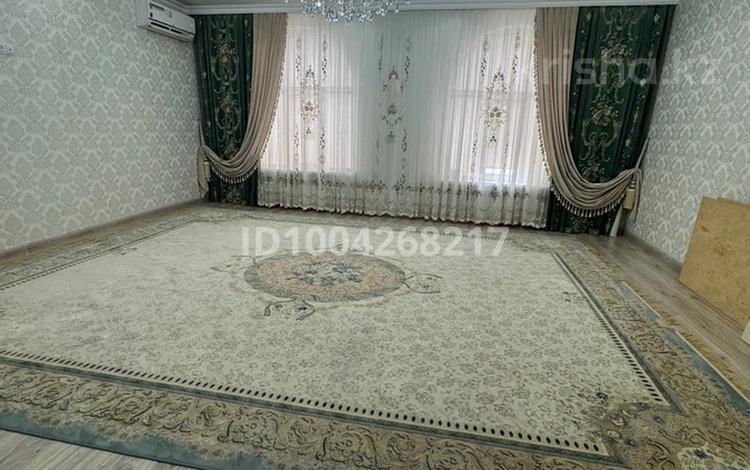 5-бөлмелі пәтер · 172 м² · 4/9 қабат, 32Б мкр 3 — Налоговая, бағасы: 63 млн ₸ в Актау — фото 2