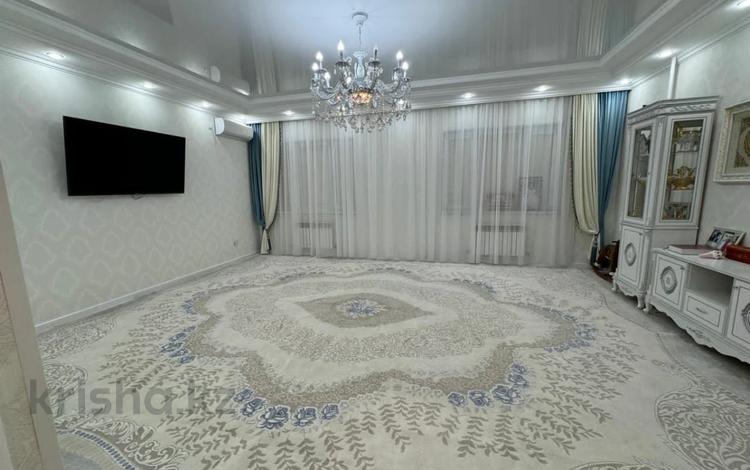 3-комнатная квартира · 129 м² · 2/7 этаж, 19-й мкр 17\2 за 42 млн ₸ в Актау — фото 3