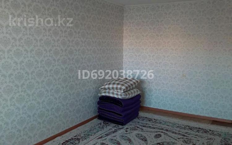 2-комнатная квартира · 50 м² · 2/9 этаж, мкр Строитель 27/1 за 18 млн ₸ в Уральске — фото 2