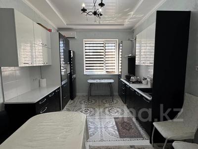 Часть дома · 4 комнаты · 292 м² · 4 сот., 24-й мкр 21 за 52 млн 〒 в Актау