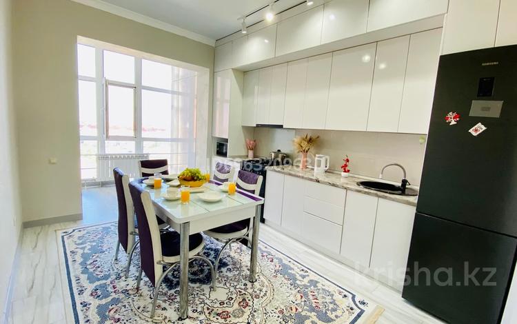 2-бөлмелі пәтер · 72 м², мкр. Алтын орда, Мустафы Шокая 2а, бағасы: 20 000 ₸ в Актобе — фото 2