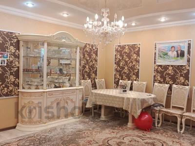 Часть дома • 5 комнат • 100 м² • 10 сот., Авроры за 33.5 млн 〒 в Караганде, Алихана Бокейханова р-н