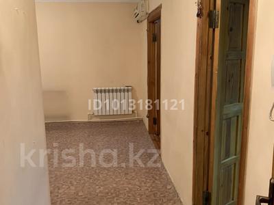 3-комнатная квартира · 62 м² · 2/4 этаж, Иляева 15 — Пересечение Иляева-Рыскулбекова за 170 000 ₸ в Шымкенте, Туран р-н