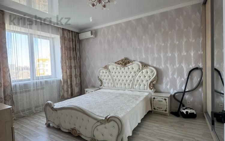 1-бөлмелі пәтер · 55 м² · 4/7 қабат, мкр. Алтын орда, Алия Молдагулова 72К, бағасы: 160 000 ₸ в Актобе — фото 2