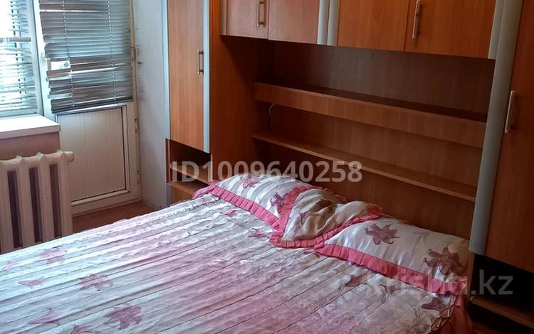 3-бөлмелі пәтер · 60 м² · 4/5 қабат, Ул. Сулейменова — Сулейменова - К.Койгельды, бағасы: 160 000 ₸ в Таразе — фото 2