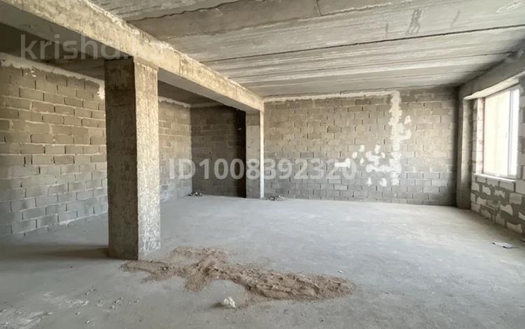 2-комнатная квартира · 97 м² · 6/13 этаж, 16-й мкр 85 за 32 млн ₸ в Актау — фото 2