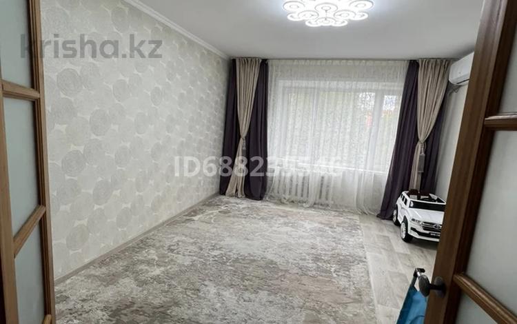 3-комнатная квартира, 65.3 м², 5/10 этаж, майры 33 за 29.5 млн 〒 в Павлодаре — фото 2