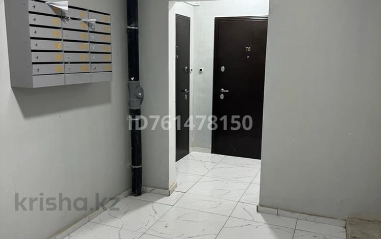 2-бөлмелі пәтер · 61 м² · 2/9 қабат, Актюбинская 100 — 31 школа, бағасы: 20 млн ₸ в Уральске — фото 2