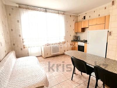 1-комнатная квартира · 50 м² · 8/12 этаж, Тарас Шевченко 10/2 — Отель Рэдиссон,ЭкоМед, набережная за 12 000 ₸ в Астане, Сарыарка р-н