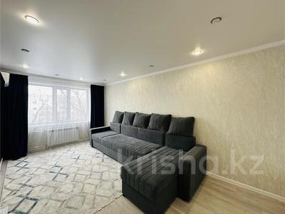 2-комнатная квартира · 51 м² · 5/5 этаж, 40-лет Победы 72/1 за 15 млн 〒 в Шахтинске