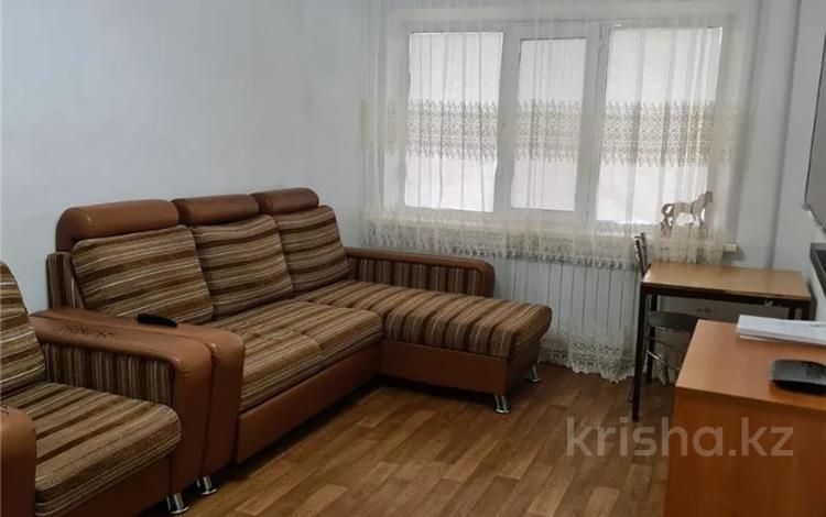 3-бөлмелі пәтер · 63 м² · 1/5 қабат, мкр Юго-Восток, Строителей 20, бағасы: 22 млн ₸ в Караганде, Казыбек би р-н — фото 2