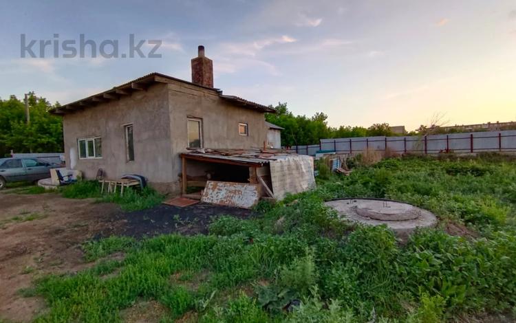 Отдельный дом · 3 комнаты · 68.9 м² · 10 сот., Пришахтинск, Металлистов за 12 млн ₸ в Караганде, Алихана Бокейханова р-н — фото 2