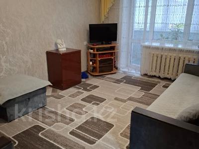 2-комнатная квартира · 50 м² · 4/5 этаж, Шухова за 23.5 млн 〒 в Петропавловске