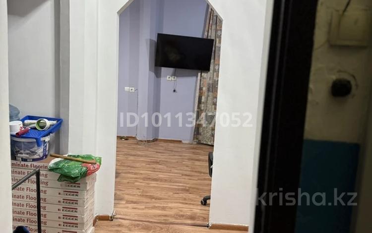 1-бөлмелі пәтер · 45 м² · 2/4 қабат, мкр Самгау 10а, бағасы: 30 млн ₸ в Алматы, Алатауский р-н — фото 2