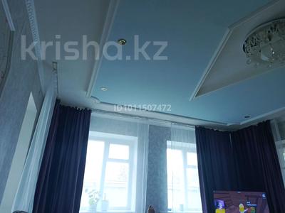 Жеке үй · 5 бөлме · 300 м² · 10 сот., Железнодорожная 72, бағасы: 18 млн ₸ в Аксае