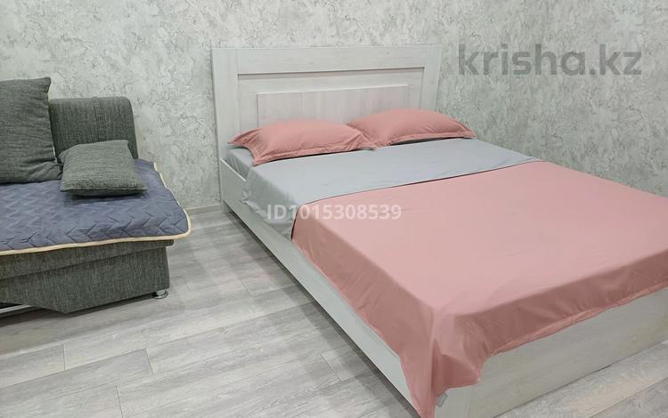 1-комнатная квартира · 35 м² · 1/5 этаж, Павлова 23 за 250 000 ₸ в Павлодаре — фото 2