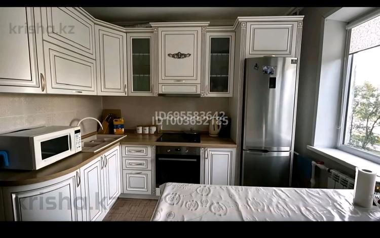 4-бөлмелі пәтер · 80 м² · 2/9 қабат, мкр Юго-Восток, Таттимбета 19, бағасы: 35 млн ₸ в Караганде, Казыбек би р-н — фото 27