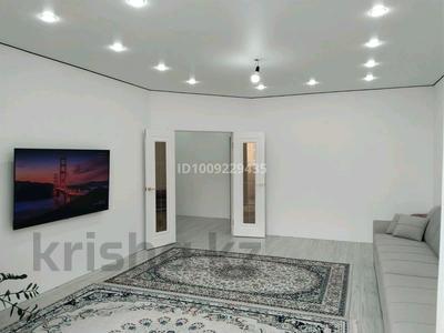 2-бөлмелі пәтер · 100 м² · 1/9 қабат, мкр. Алтын орда 19Г — Тауелсиздик - Халел Досмухамедов, бағасы: 45 млн ₸ в Актобе
