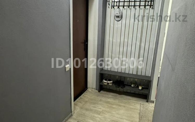 2-комнатная квартира · 44 м² · 2/5 этаж, мкр Новый Город 55 за 20 млн ₸ в Караганде, Казыбек би р-н — фото 2