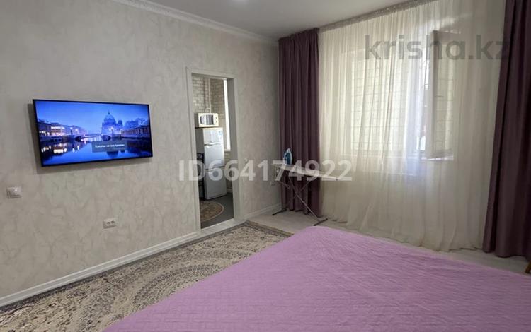 1-комнатная квартира · 37 м² · 1 этаж, 17-й мкр 90 за 9 000 ₸ в Актау — фото 44