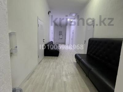 Офисы, фитнес и спорт, медцентры и аптеки, образование, конференц-залы, кабинеты и рабочие места, студии · 175 м² за 600 000 〒 в Костанае