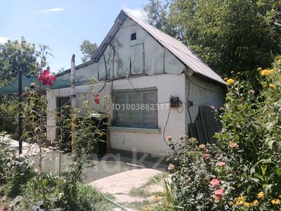 Дача · 2 комнаты · 32 м² · 8 сот., жилой массив Кайнар Булак, Яблоневая 72 — Остановка Транспортная за 13 млн 〒 в Шымкенте, Абайский р-н