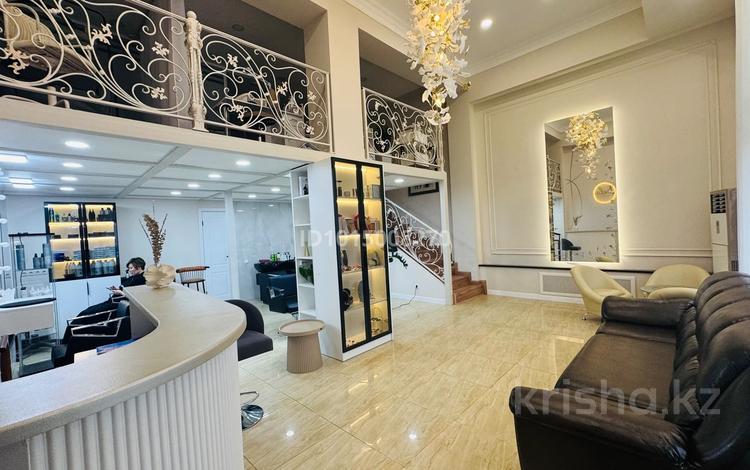 Салоны красоты · 210 м² за 1 млн ₸ в Астане, Сарайшык р-н — фото 2