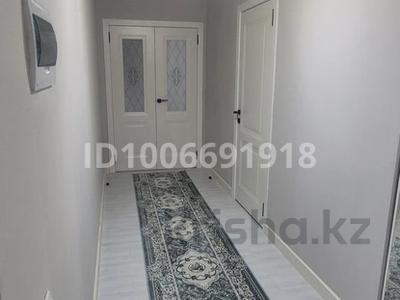 2-комнатная квартира · 65 м² · 5/5 этаж, мкр Асар-2, 189 квартал 25/1 за 200 000 〒 в Шымкенте, Абайский р-н