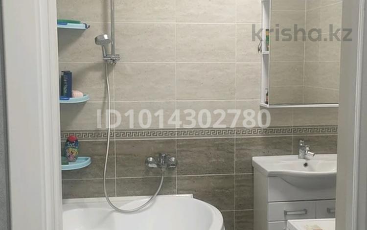2-комнатная квартира · 60 м² · 5/5 этаж, мкр. Алтын орда, ​Батыс 2 микрорайон за 150 000 ₸ в Актобе — фото 2