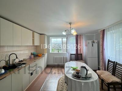 Жеке үй · 7 бөлме · 200 м² · 15.5 жүзд., Кокарал 11, бағасы: 80 млн ₸ в Астане, Алматы р-н