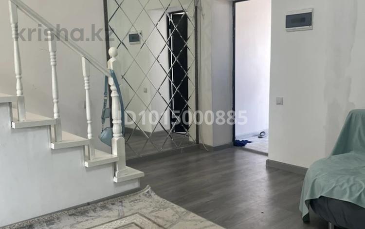 Отдельный дом · 3 комнаты · 75 м² · 4.5 сот., Өмірзақ 86/26 — Үй жаңа, мебель , техника бар, Екі қабатты, екі санузел, 3 бөлмелі +кухня за 250 000 ₸ в Каскелене — фото 2