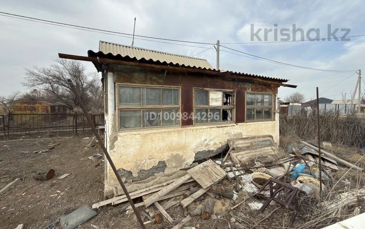 Дача · 2 комнаты · 10 м² · 8 сот., СТ родничек 23 — Дача сабалак за 3.8 млн ₸ в  — фото 2