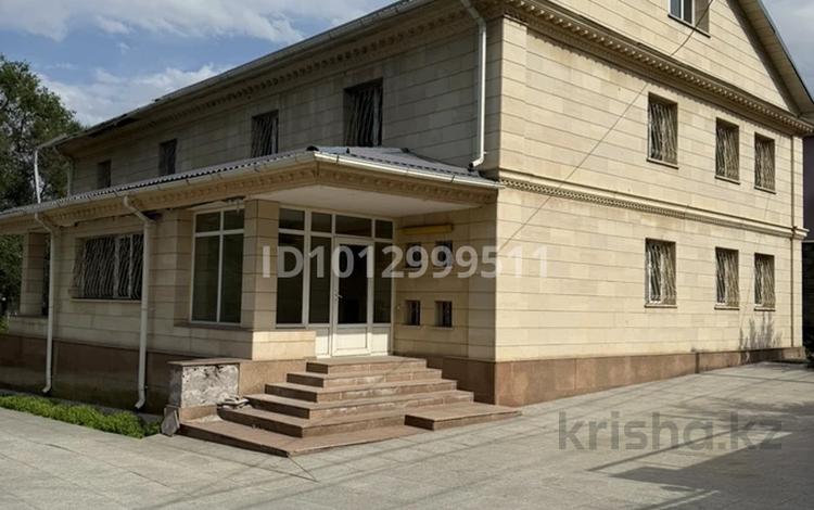 Кеңселер, медорталықтар мен дәріханалар, білім орталықтары · 800.9 м², бағасы: 450 млн ₸ в Алматы, Бостандыкский р-н — фото 2