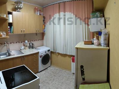 4-комнатная квартира, 58.2 м², 5/5 этаж, Астана 38/1 за 18.5 млн 〒 в Усть-Каменогорске