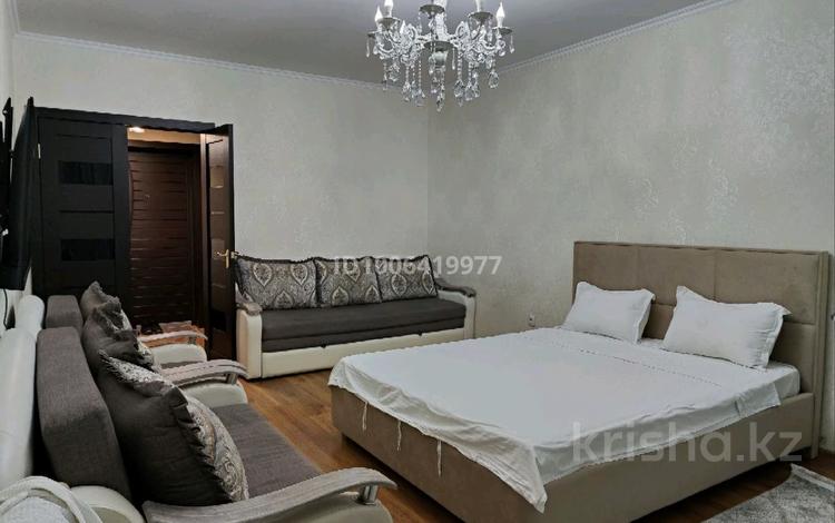 1-комнатная квартира · 43.8 м² · 15/16 этаж, мкр Мамыр-1 29/7 — ТРЦ Спутник за 18 000 ₸ в Алматы, Ауэзовский р-н — фото 2