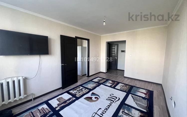 1-комнатная квартира · 40 м² · 3/9 этаж, мкр Нурсат 2 40 за 15 млн ₸ в Шымкенте, Каратауский р-н — фото 2
