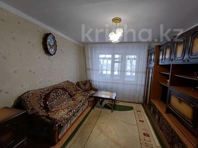 3-бөлмелі пәтер · 58 м² · 2/5 қабат, Камзина 14, бағасы: 13 млн ₸ в Аксу