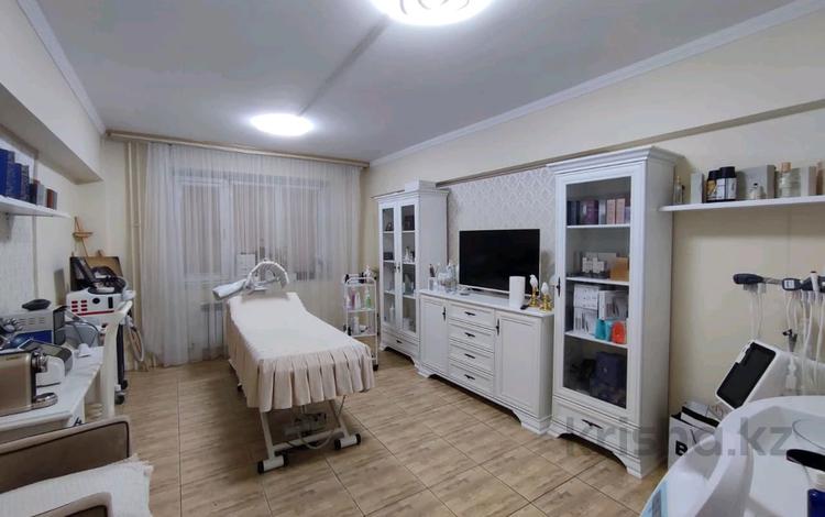 Салоны красоты · 70 м² за 120 млн ₸ в Алматы, Алмалинский р-н — фото 2