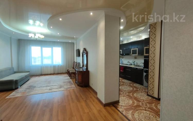 2-комнатная квартира · 77.7 м² · 5/16 этаж, мкр Юго-Восток, Мкр Юго-Восток пр. Республики — Парк Победы за 32.5 млн ₸ в Караганде, Казыбек би р-н — фото 2