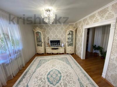 Пәтерлер в Мангистауской обл.: 3-бөлмелі пәтер · 100 м² · 5/7 қабат, 33-й мкр 21, бағасы: 23.5 млн 〒 3-бөлмелі пәтер · 100 м² · 5/7 қабат, 33-й мкр 21, бағасы: 23.5 млн 〒 в Актау