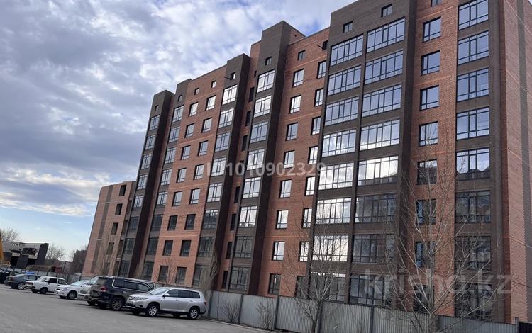 4-комнатная квартира · 151.9 м² · 5/8 этаж, мкр. Алтын орда 1в — На пересечений Тауелсиздик и Мустафа Шохая за 60 млн ₸ в Актобе — фото 2