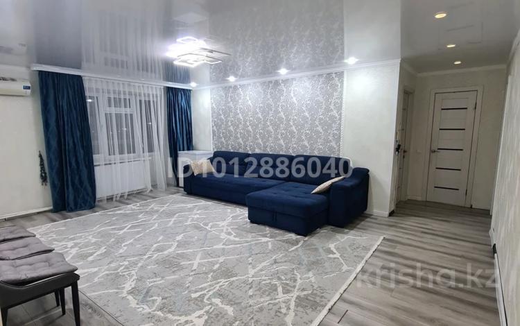 3-комнатная квартира · 84 м² · 2/5 этаж, Кокжал Барака 12/1 за ~ 40 млн ₸ в Усть-Каменогорске — фото 2