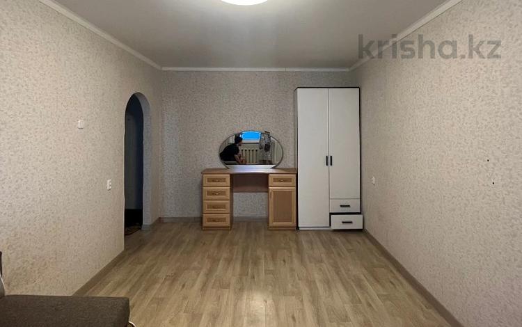 1-комнатная квартира, 32 м², 4/5 этаж, 9 микр 14 за 12.8 млн 〒 в Костанае — фото 2