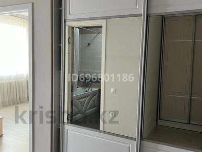 1-бөлмелі пәтер, 40 м², 8/10 қабат ай сайын, Улыдала 69, бағасы: 220 000 〒 в Астане, Есильский р-н