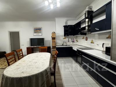 4-бөлмелі пәтер · 100 м² · 11/18 қабат, Навои — Торайгырова, бағасы: 540 000 ₸ в Алматы, Бостандыкский р-н