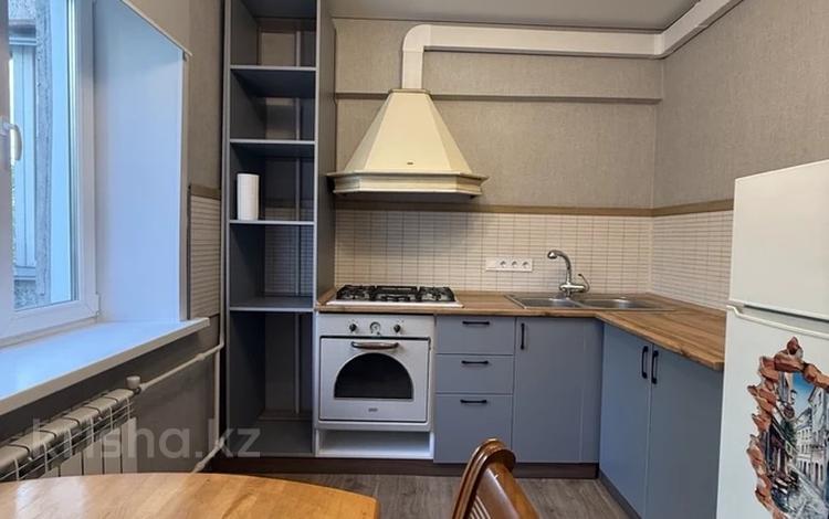 1-бөлмелі пәтер · 40 м² · 4/9 қабат, Шевченко 129 — Муканова, бағасы: 280 000 ₸ в Алматы, Алмалинский р-н — фото 2