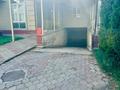 3-комнатная квартира · 150 м² · 1/3 этаж, мкр Акжар, Ашимова 98 за 135 млн 〒 в Алматы, Наурызбайский р-н — фото 9